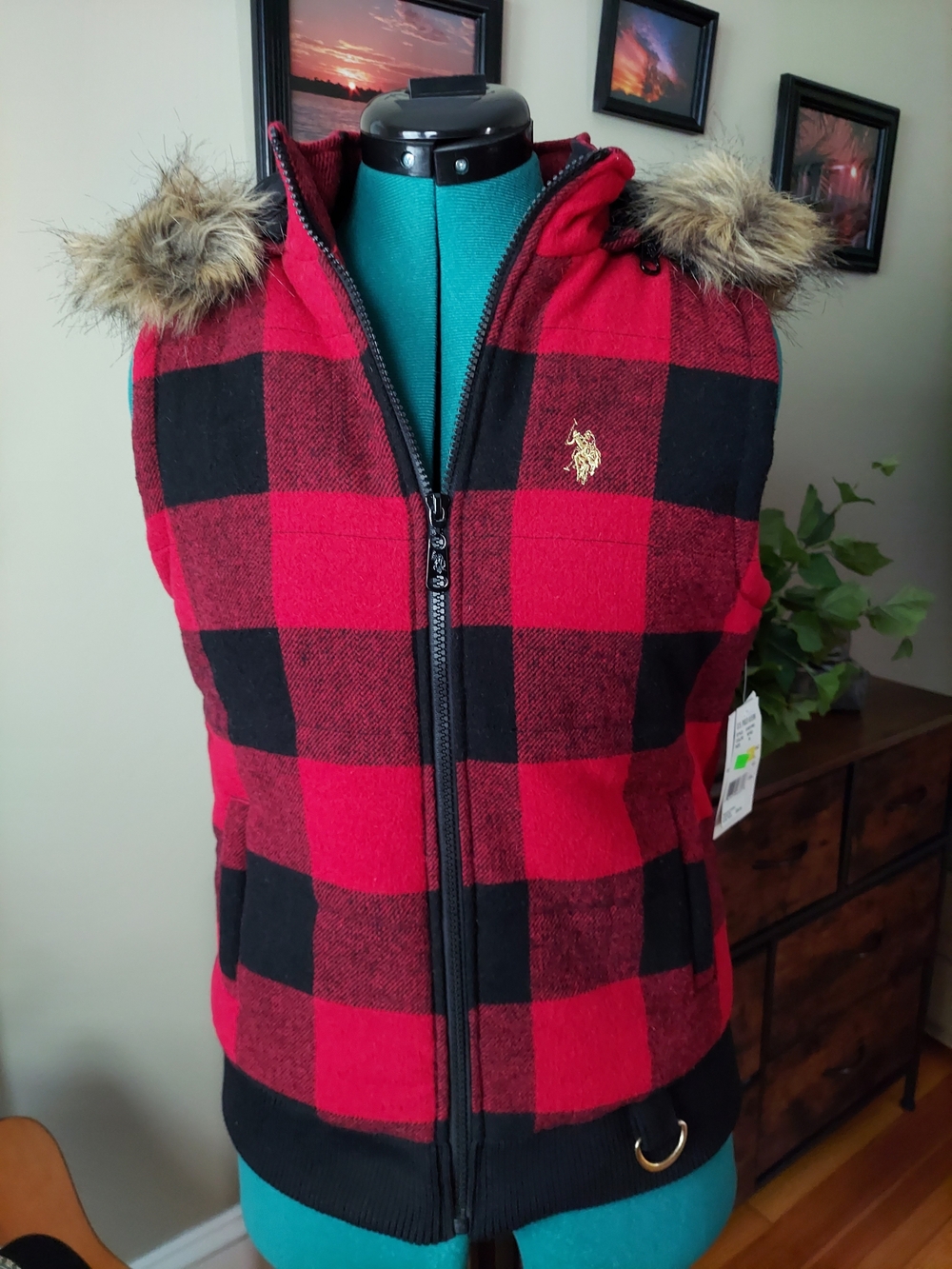 U.S. Polo Assn. Red Buffalo Plaid Faux Fur Hood Wool Blend Vest Women's M
